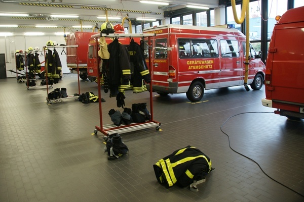 Schwarz Weiss Trennung In Feuerwehrhausern Feuerwehr Nachrichten Newslocker